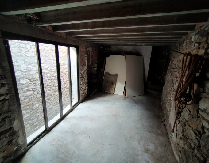 Gran casa de pueblo en Castell de Castells