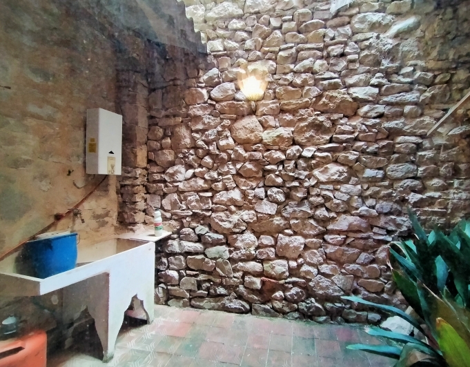 Gran casa de pueblo en Castell de Castells