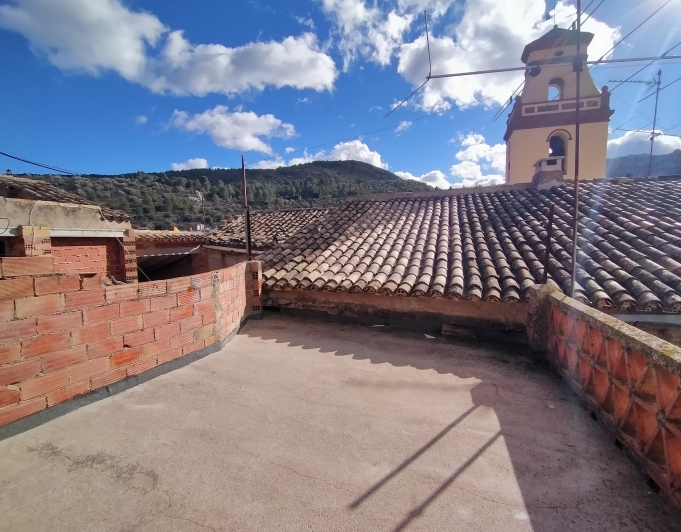 Gran casa de pueblo en Castell de Castells