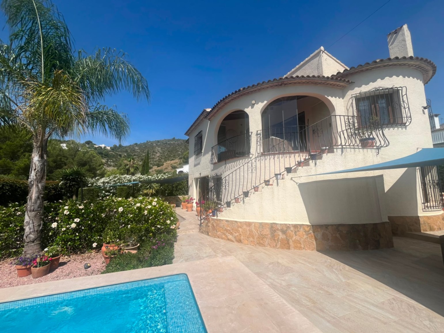 Magnifica villa totalmente reformada en Alcalali