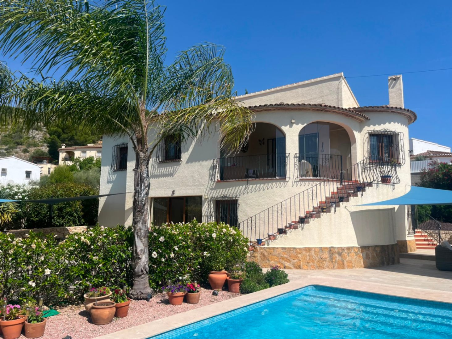 Magnifica villa totalmente reformada en Alcalali