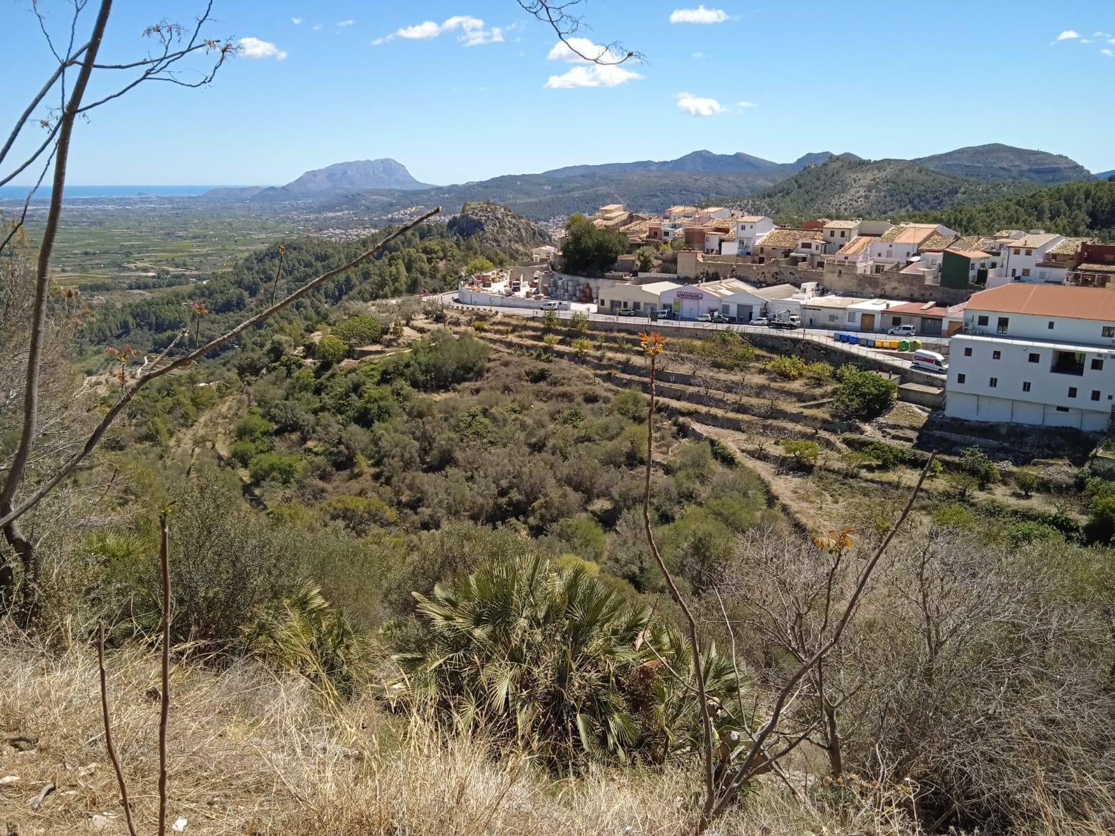 Rustikale Parzelle in La Vall de Laguar