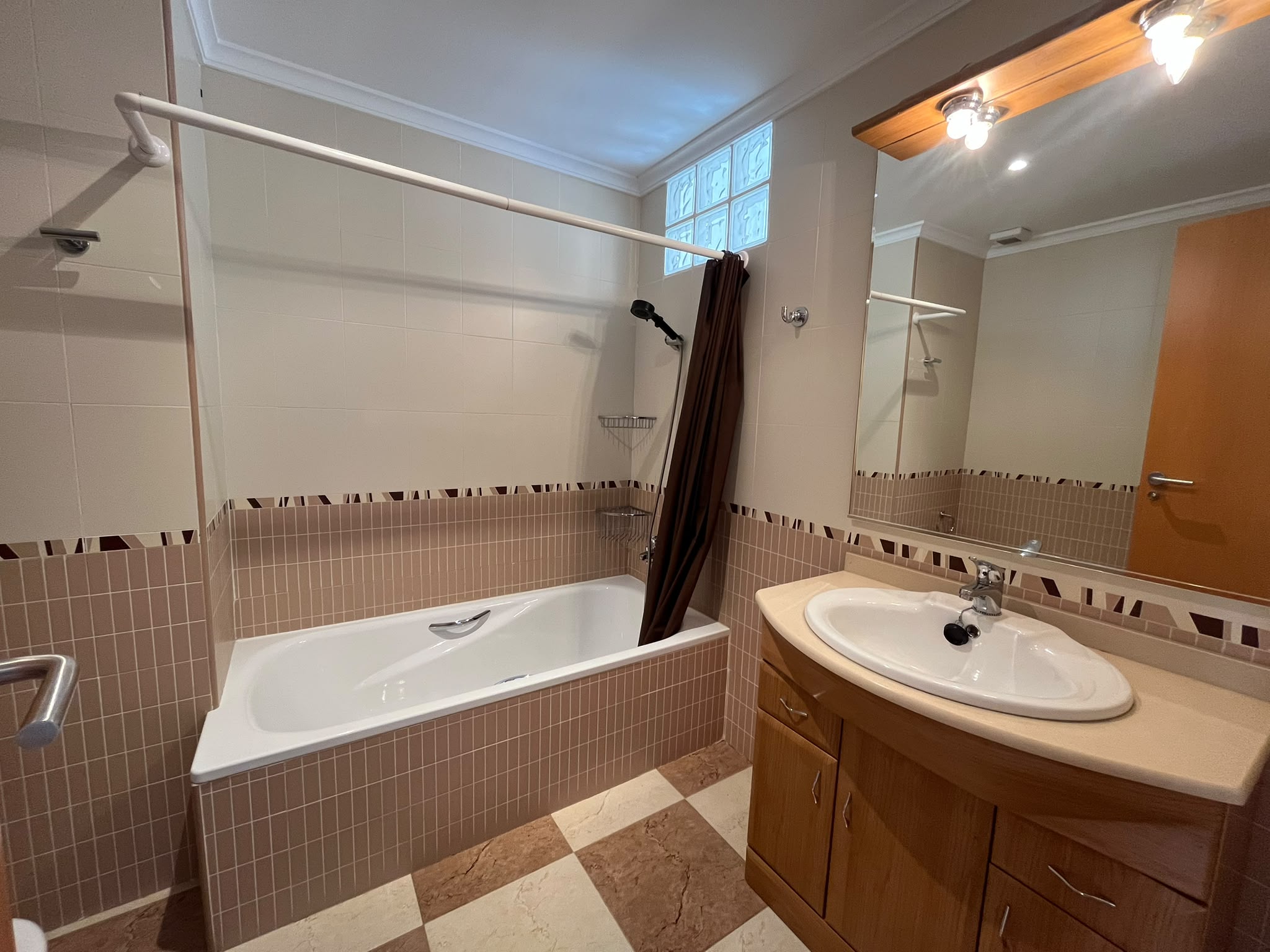 Casa adosada en venta en Murla con piscina comunitaria