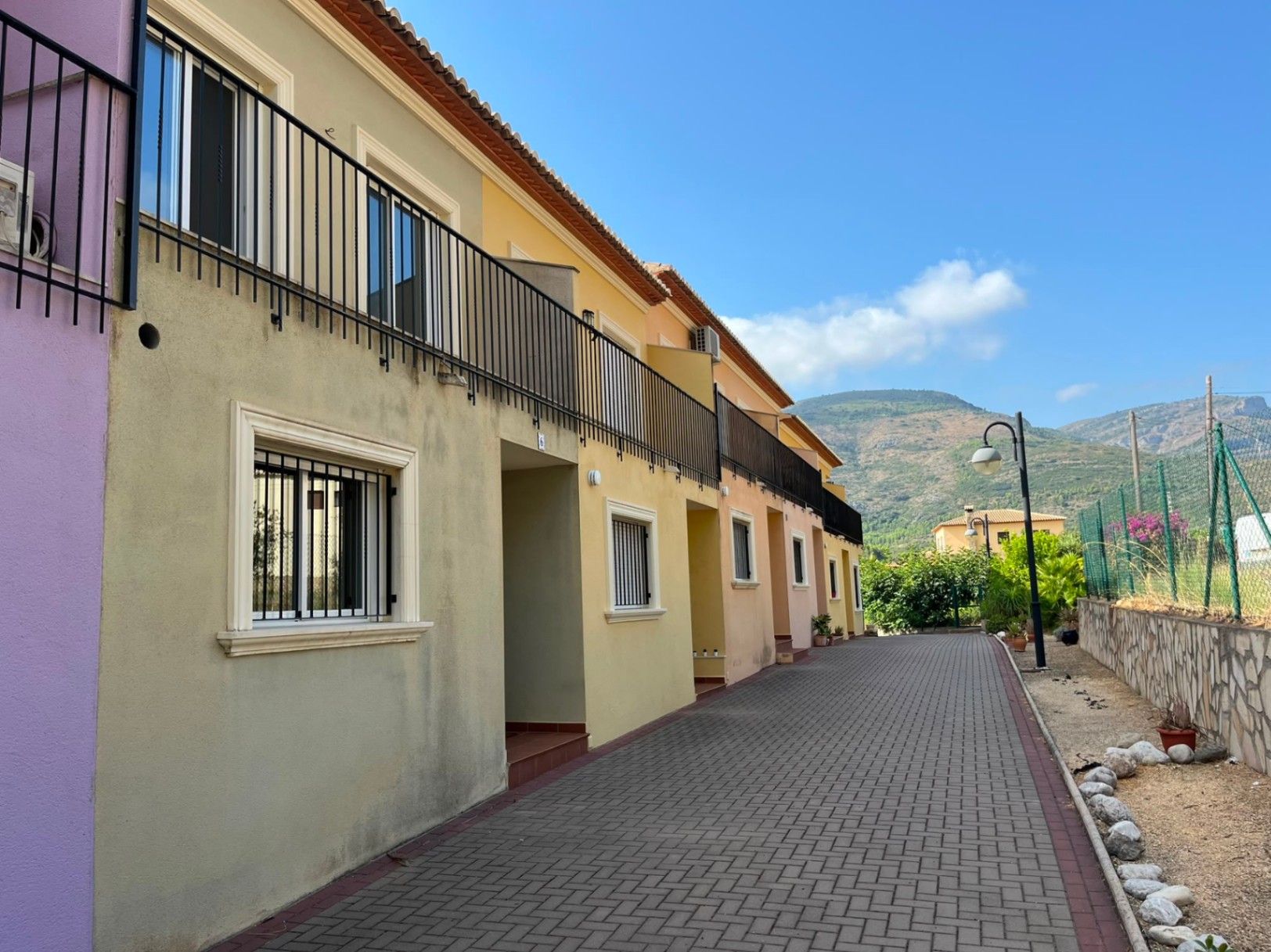 Casa adosada en venta en Murla con piscina comunitaria