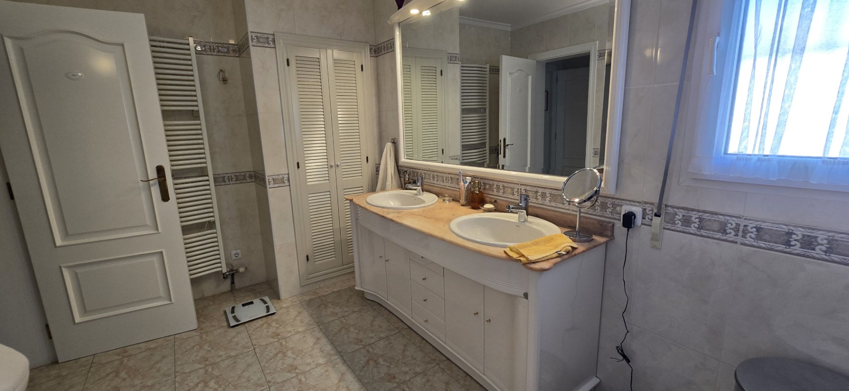Villa en venta en Orba