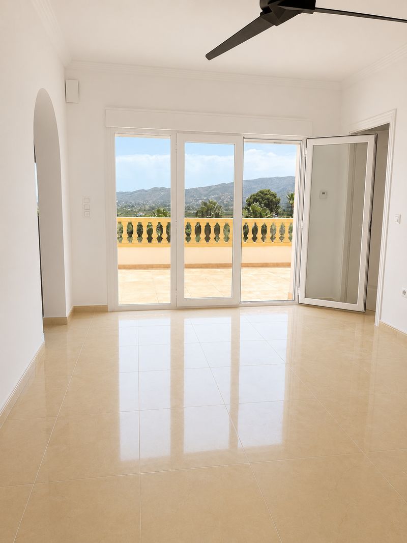 Villa mit 5 Schlafzimmern in Beniarbeig