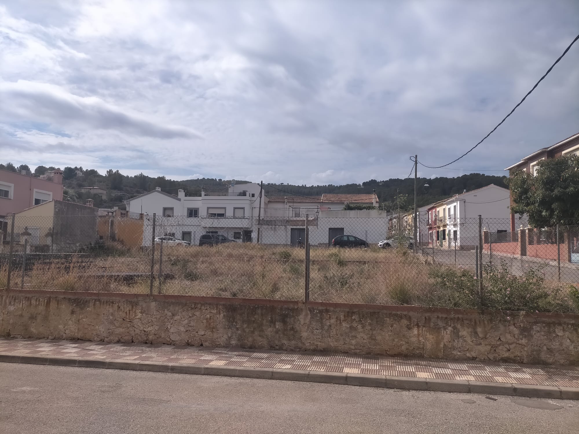 Parcela urbana en Benidoleig