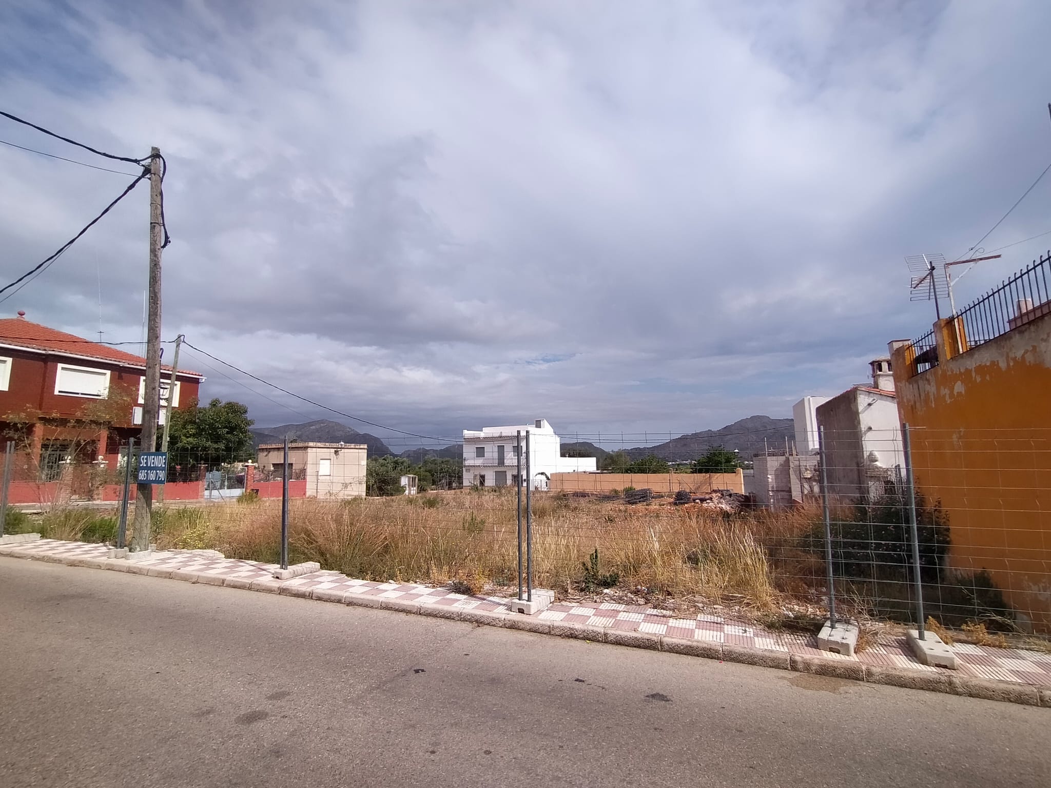 Parcela urbana en Benidoleig