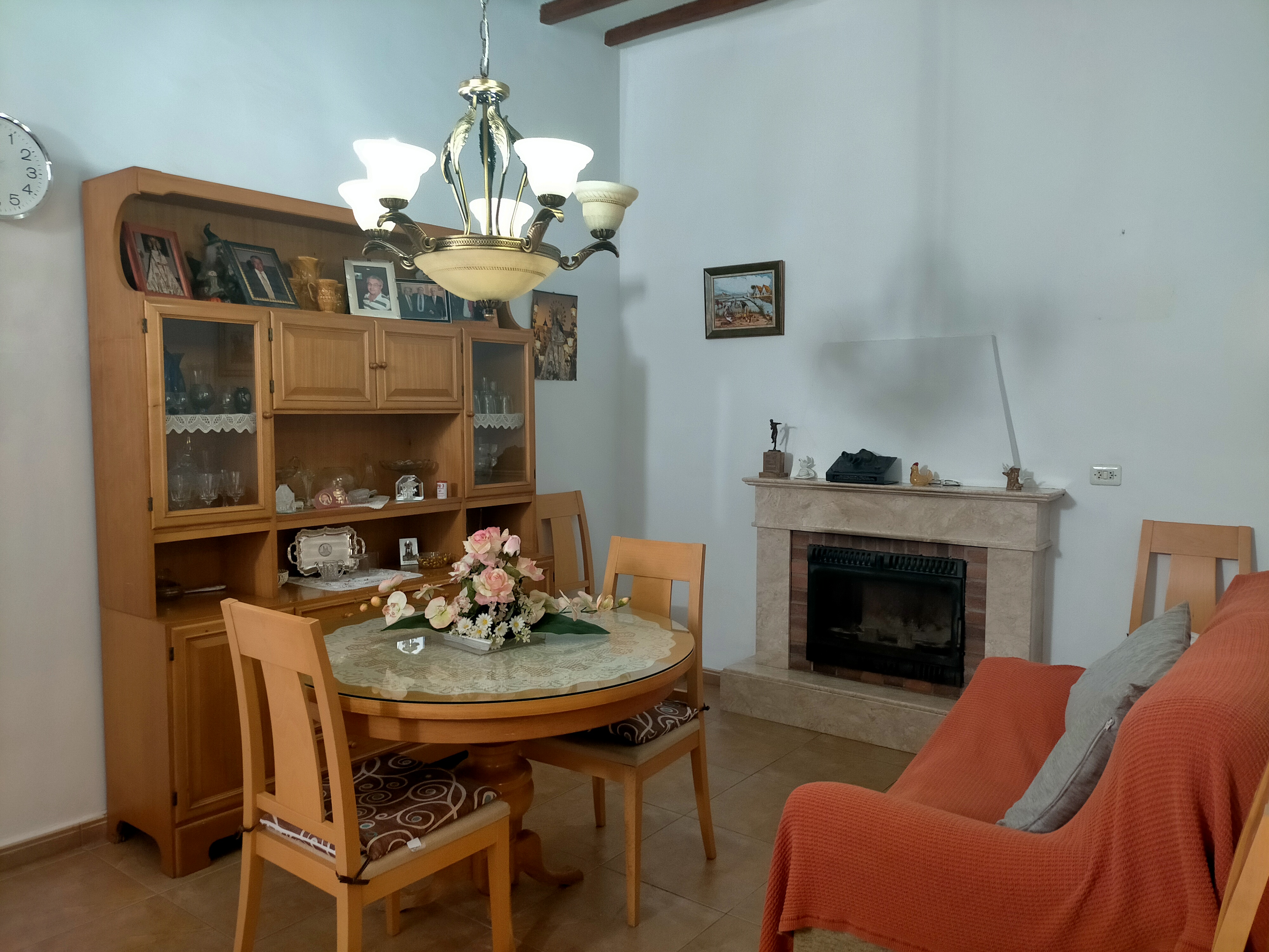 Bonita casa de pueblo en venta en Orba